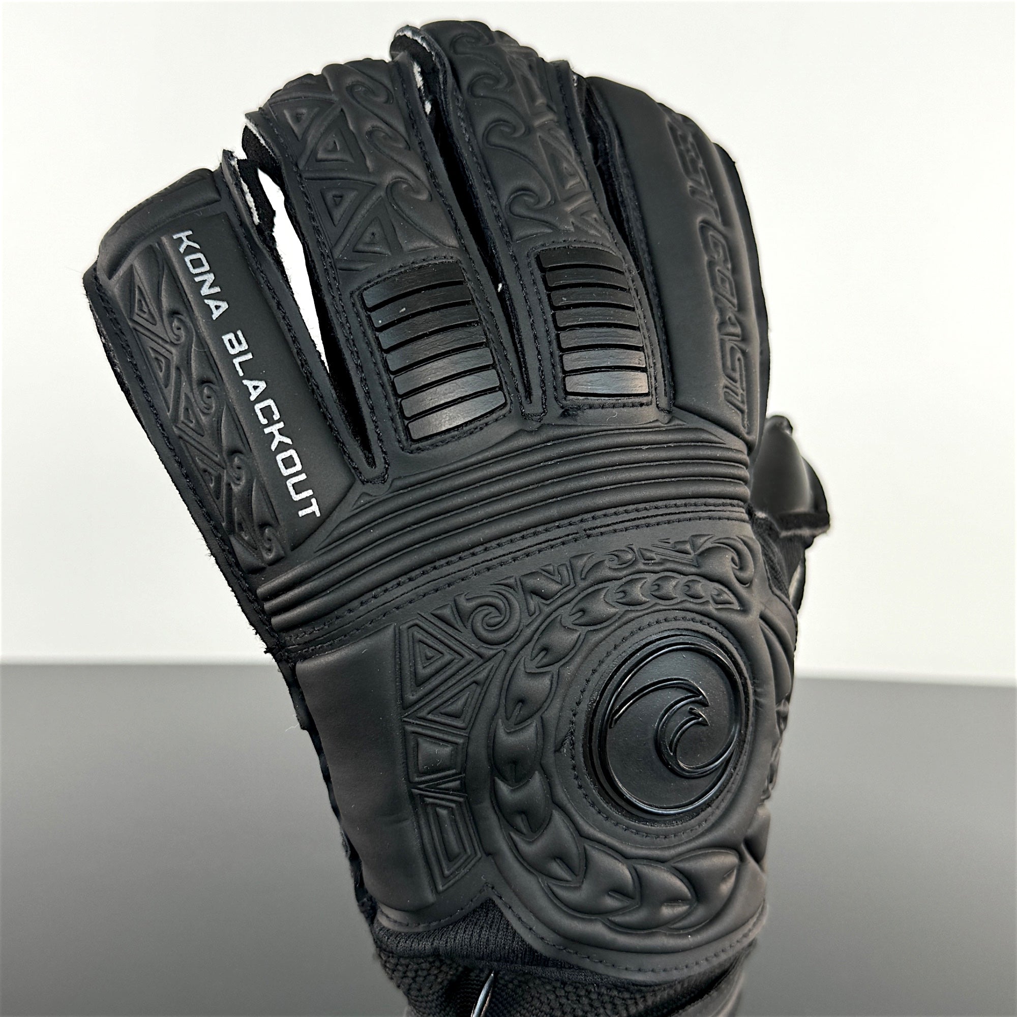 KONA Blackout Edition - West Coast Goalkeeping