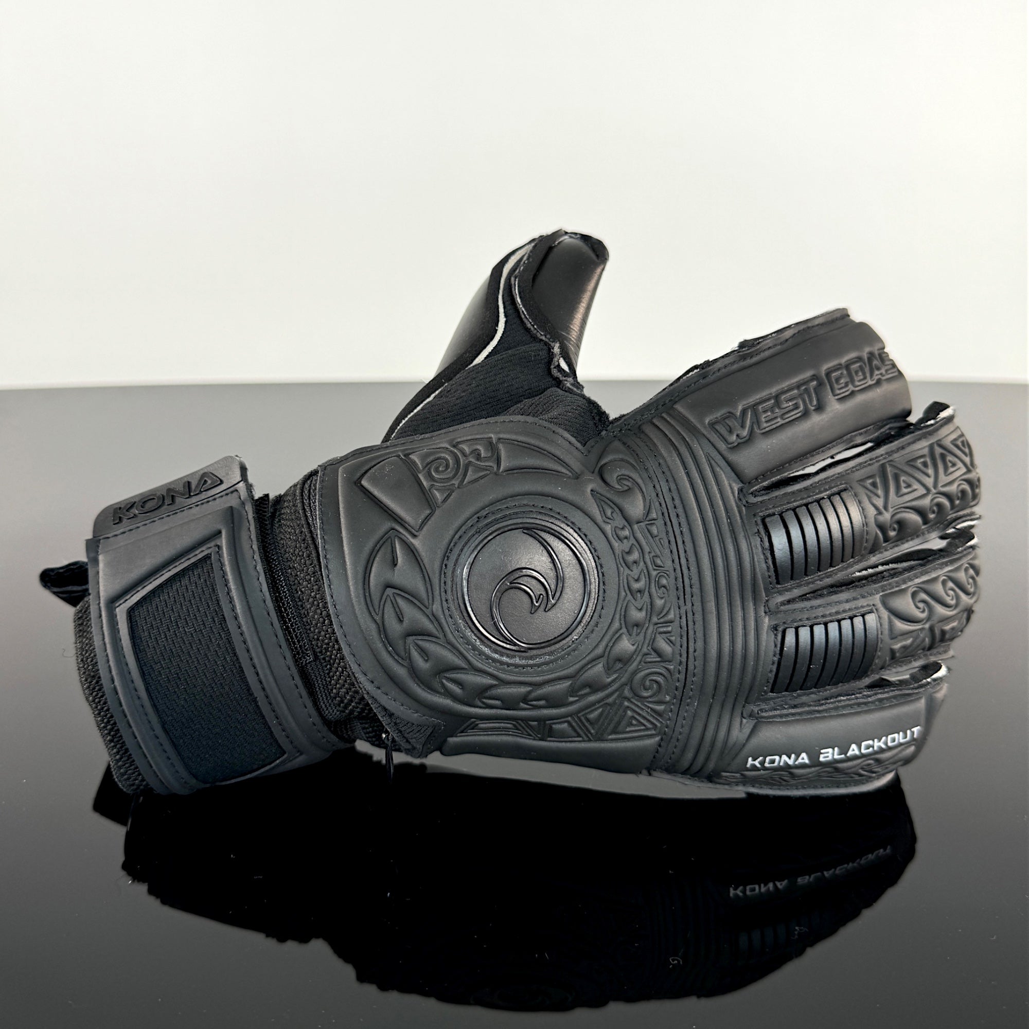 KONA Blackout Edition - West Coast Goalkeeping