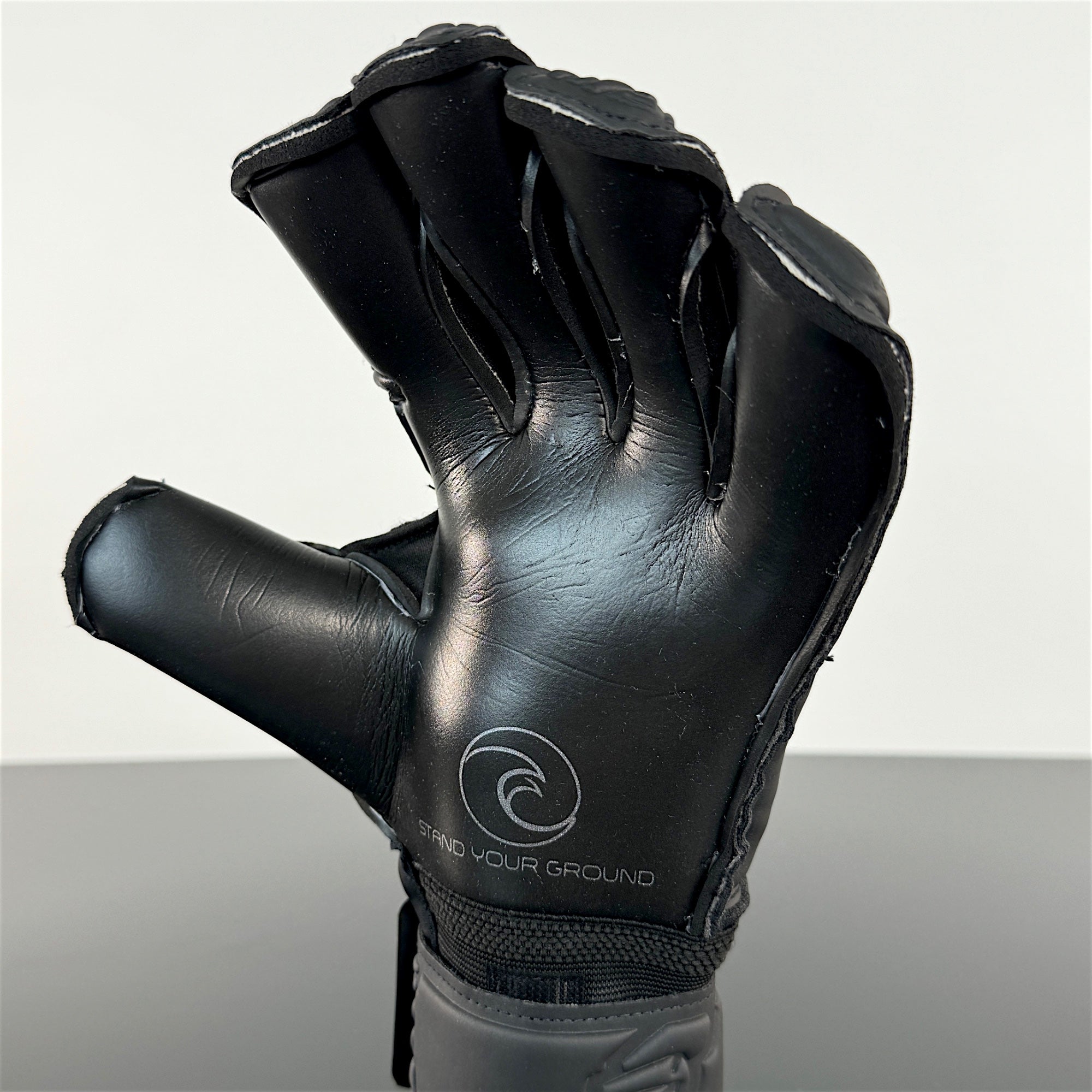 KONA Blackout Edition - West Coast Goalkeeping