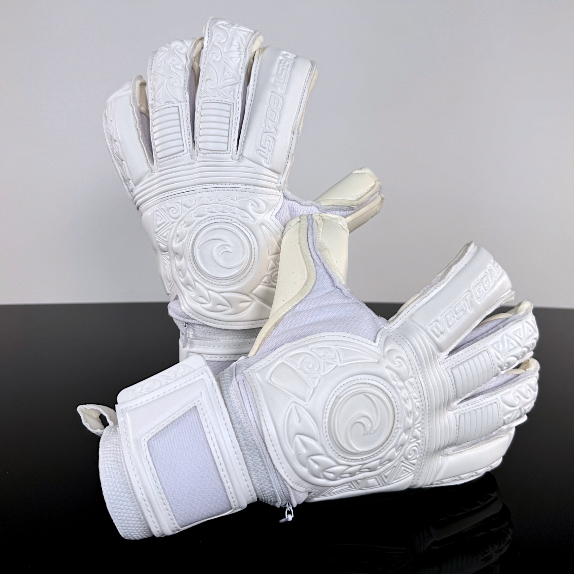 KONA Pure - West Coast Goalkeeping