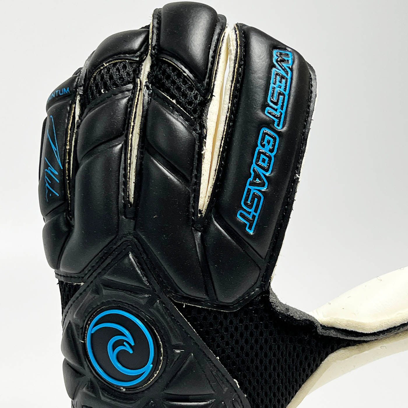 QUANTUM ™ Midnight Edition