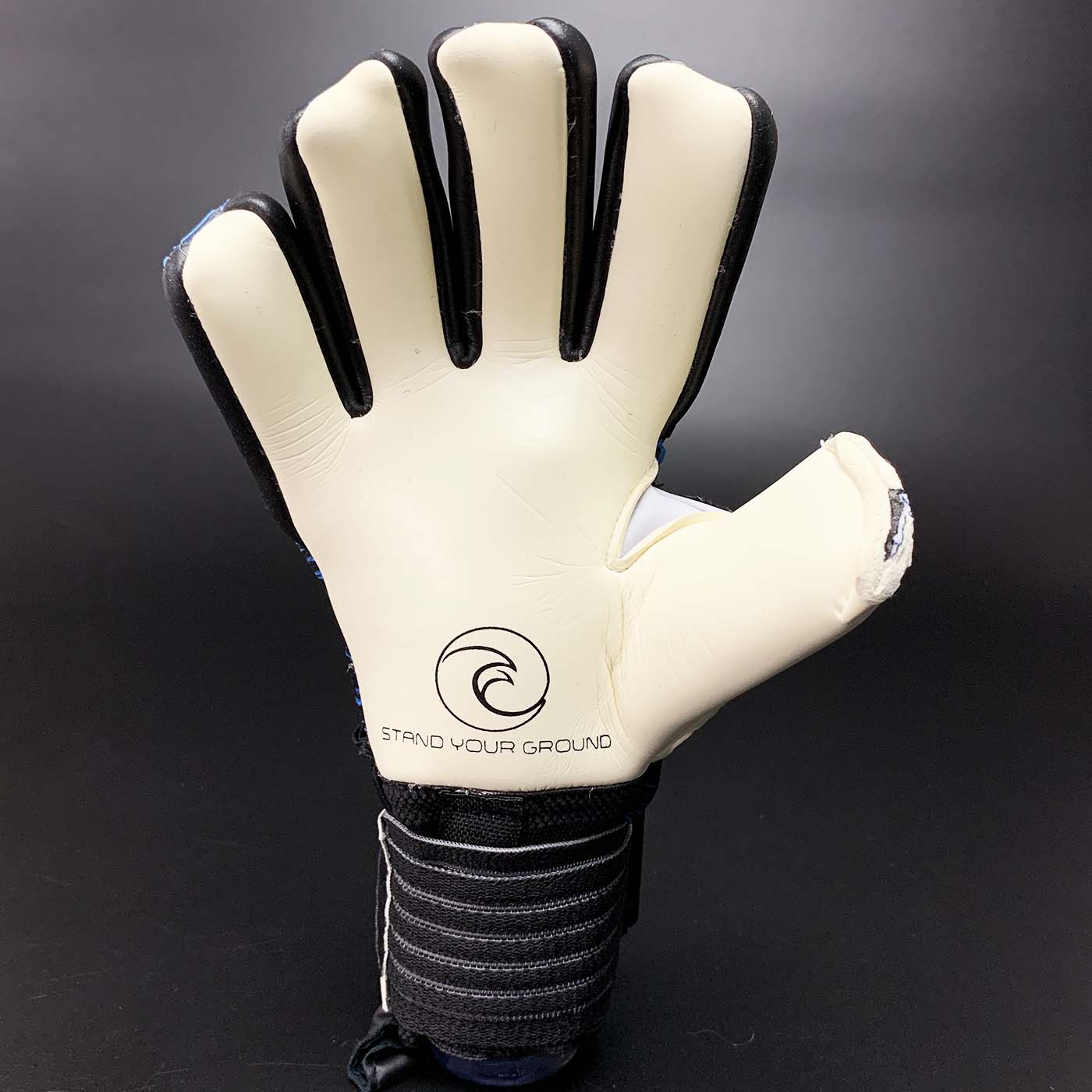 Quantum EXO LOCKDOWN - West Coast Goalkeeping