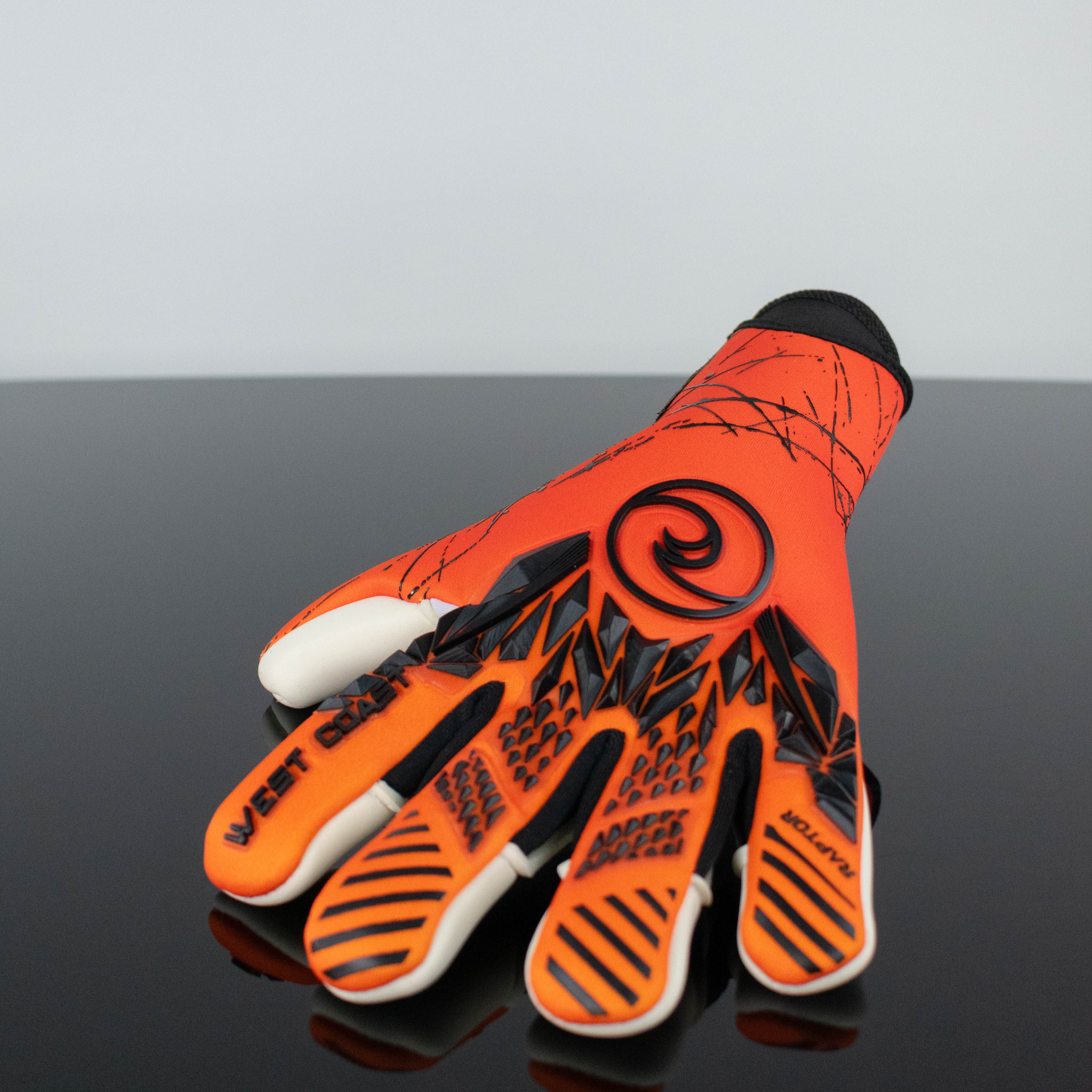 Raptor ™ Monarch