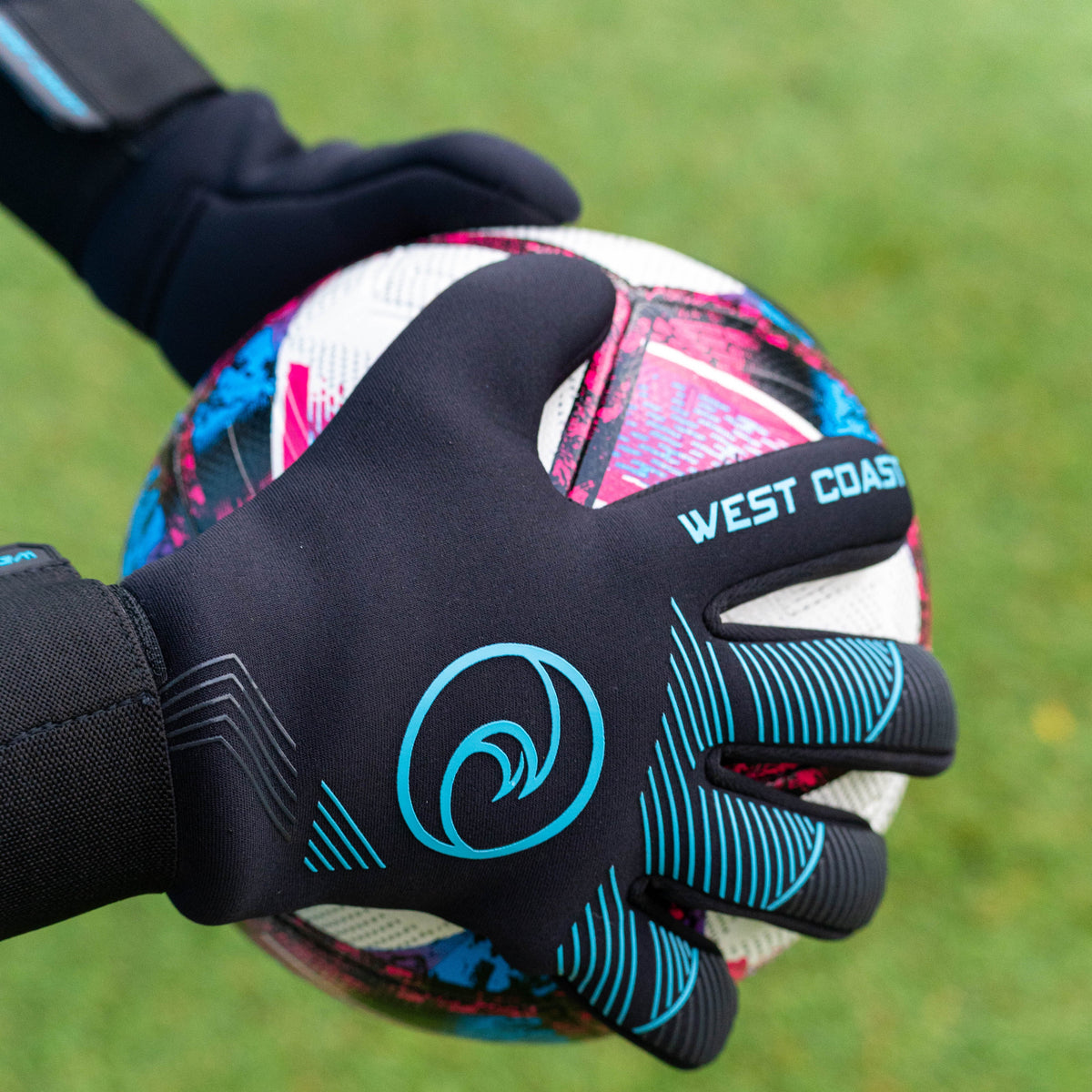 goalkeeping gear NO GRIP Training Gloves 5