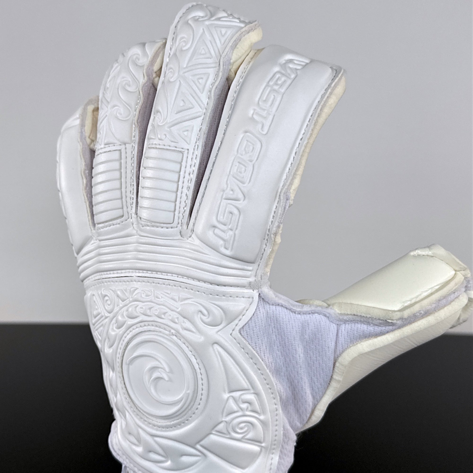 KONA Pure - West Coast Goalkeeping