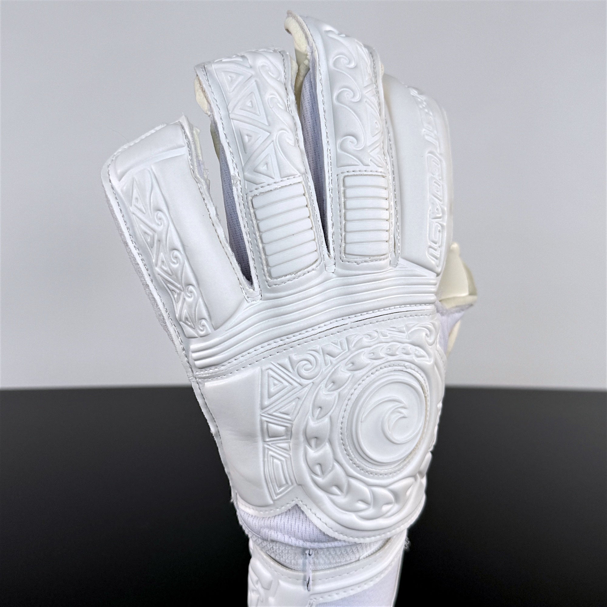 KONA Pure - West Coast Goalkeeping