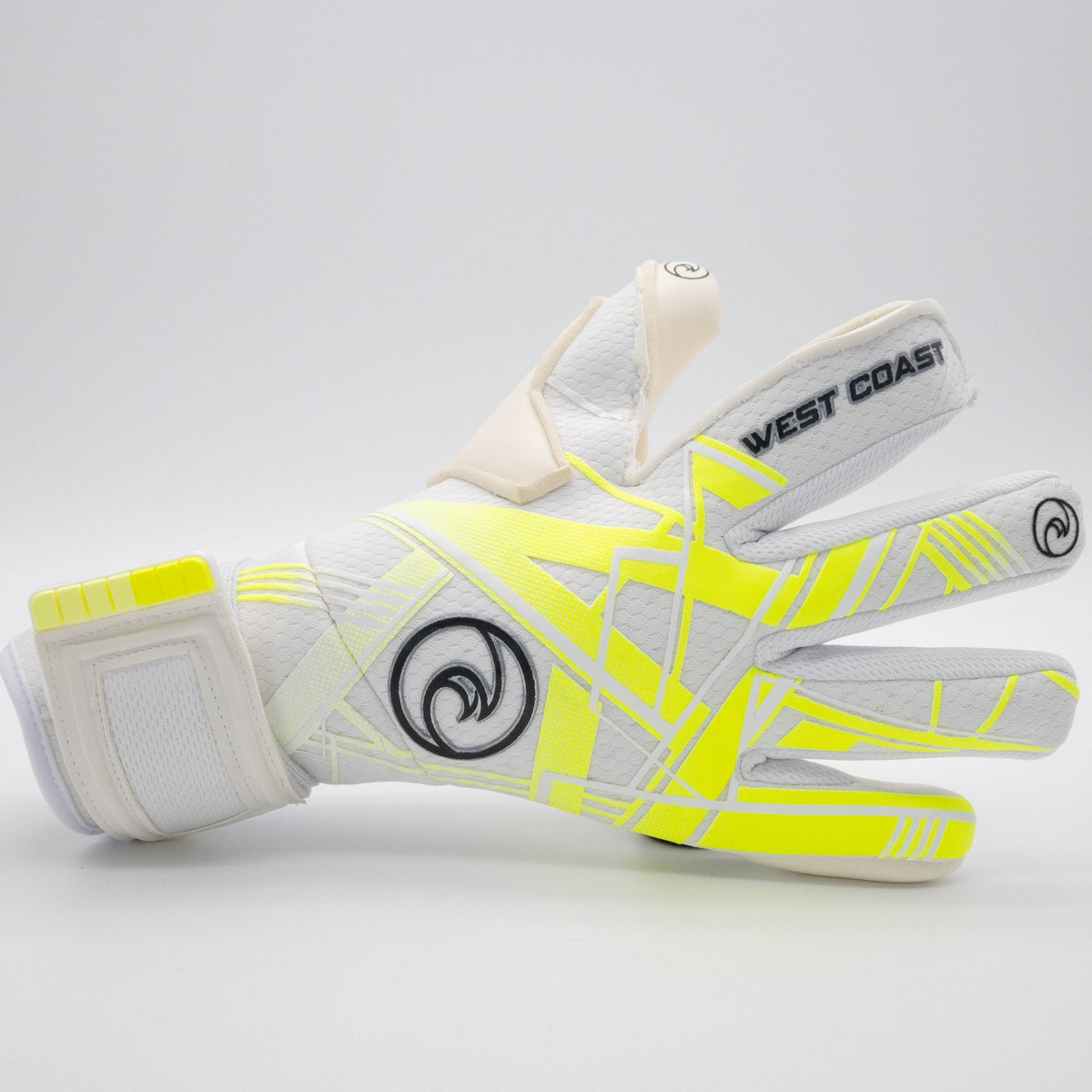 Shockwave ™ Apex024 - West Coast Goalkeeping