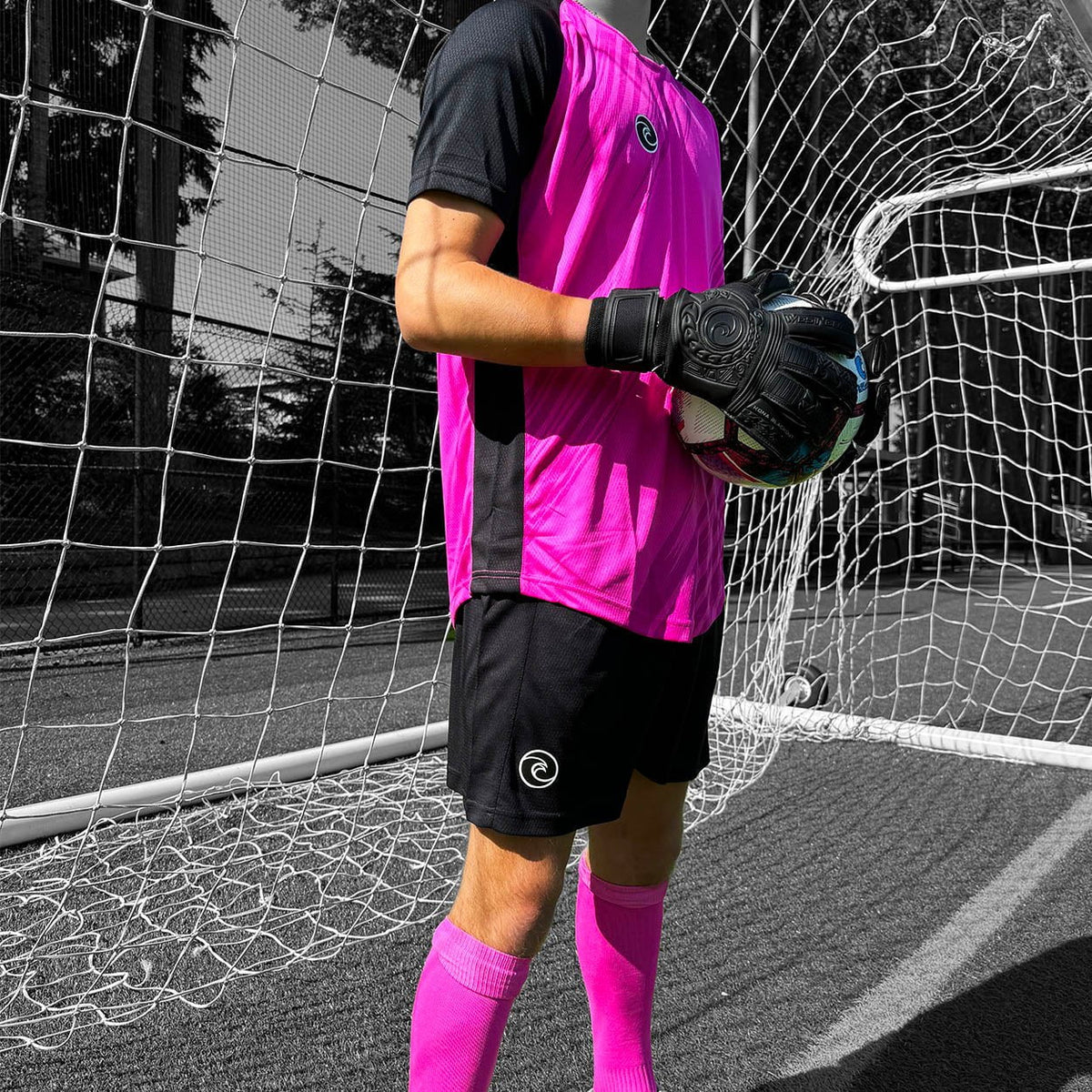 Rival Pink Goalkeeper Kit